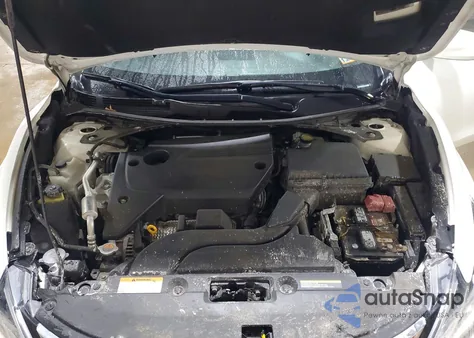 2018 Nissan Altima 2.5 z USA, uszkodzony, nr VIN 1N4AL3AP5JC249201